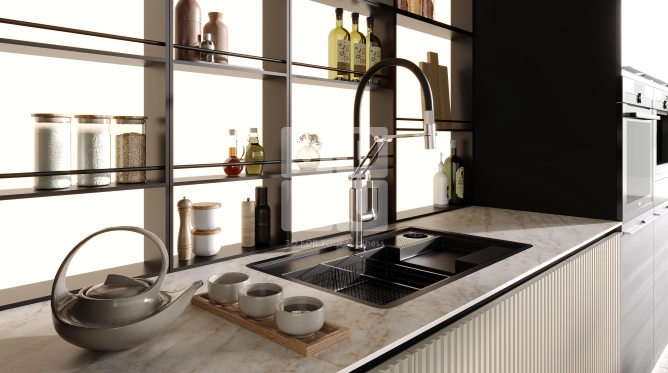 Кухня с алюминиевыми полками